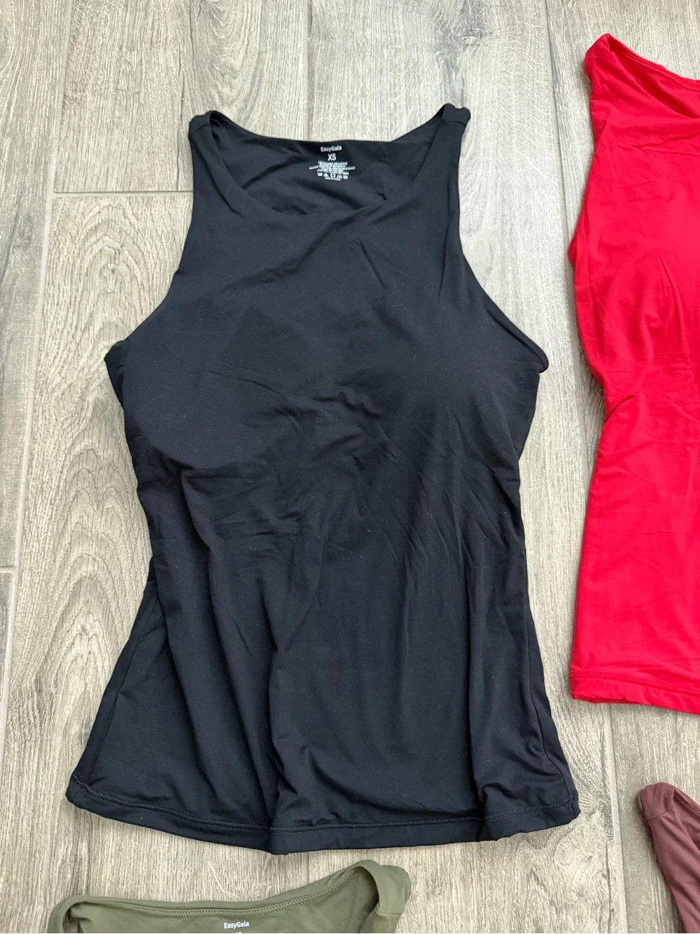 Amazons basic tanks (skims dupe 5 pack)